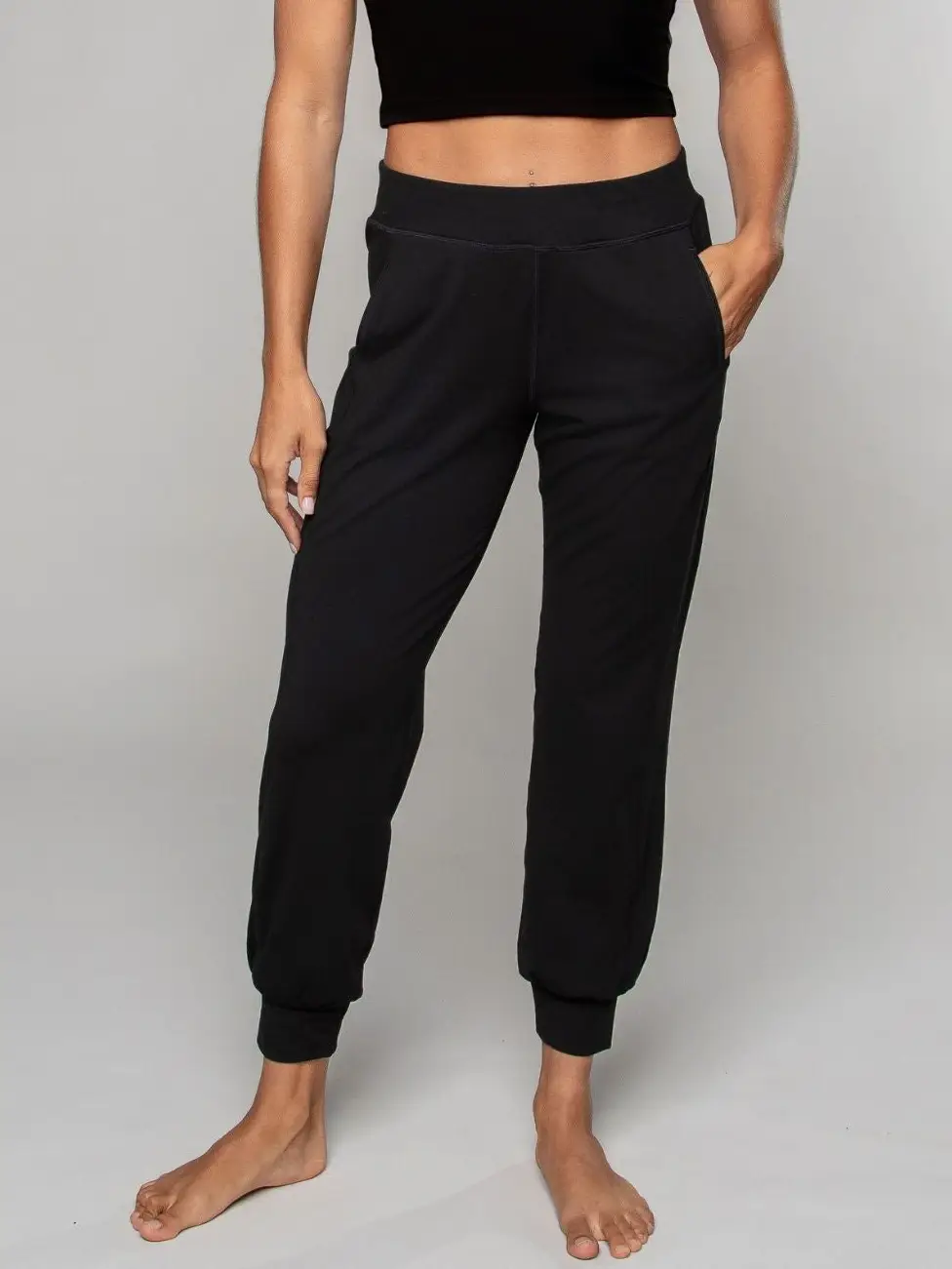 Born Nouli — Tula Harem Yoga Pant Black
