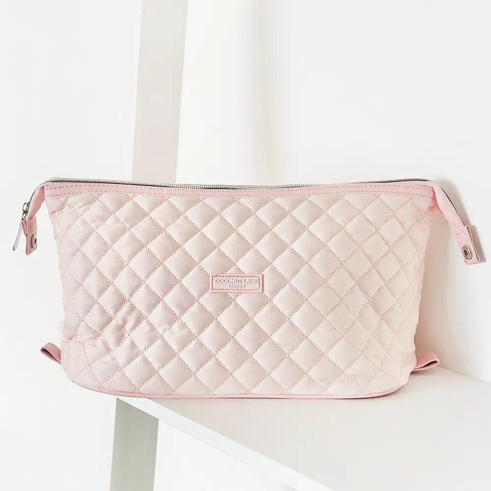 Accessories  — Magic Lifestyle Pouch - Quilted Marshmallow Pink — view 3